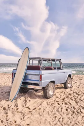 Beach Bronco Vertical, Nantucket