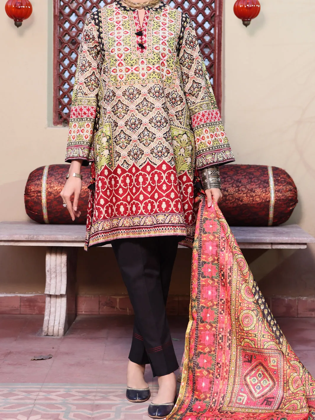 Black & Gold Lawn 3 Piece Unstitched - ALP-3PS-1120