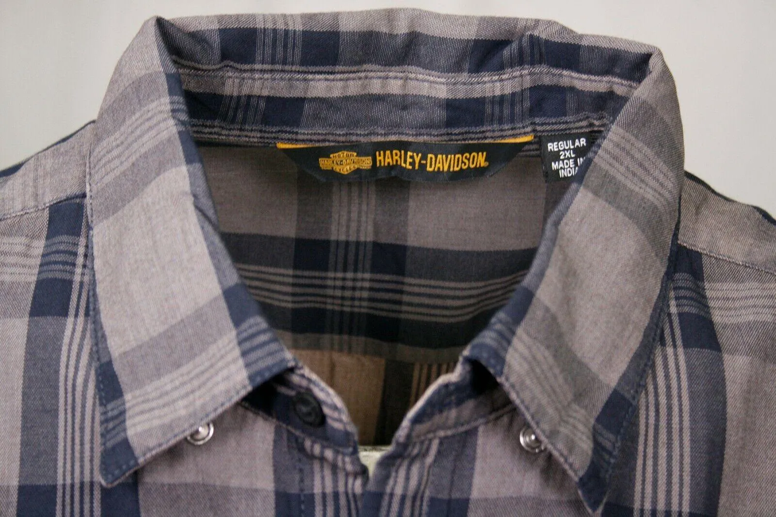 Branded  Men's Grey Navy Plaid S/S Woven Shirt