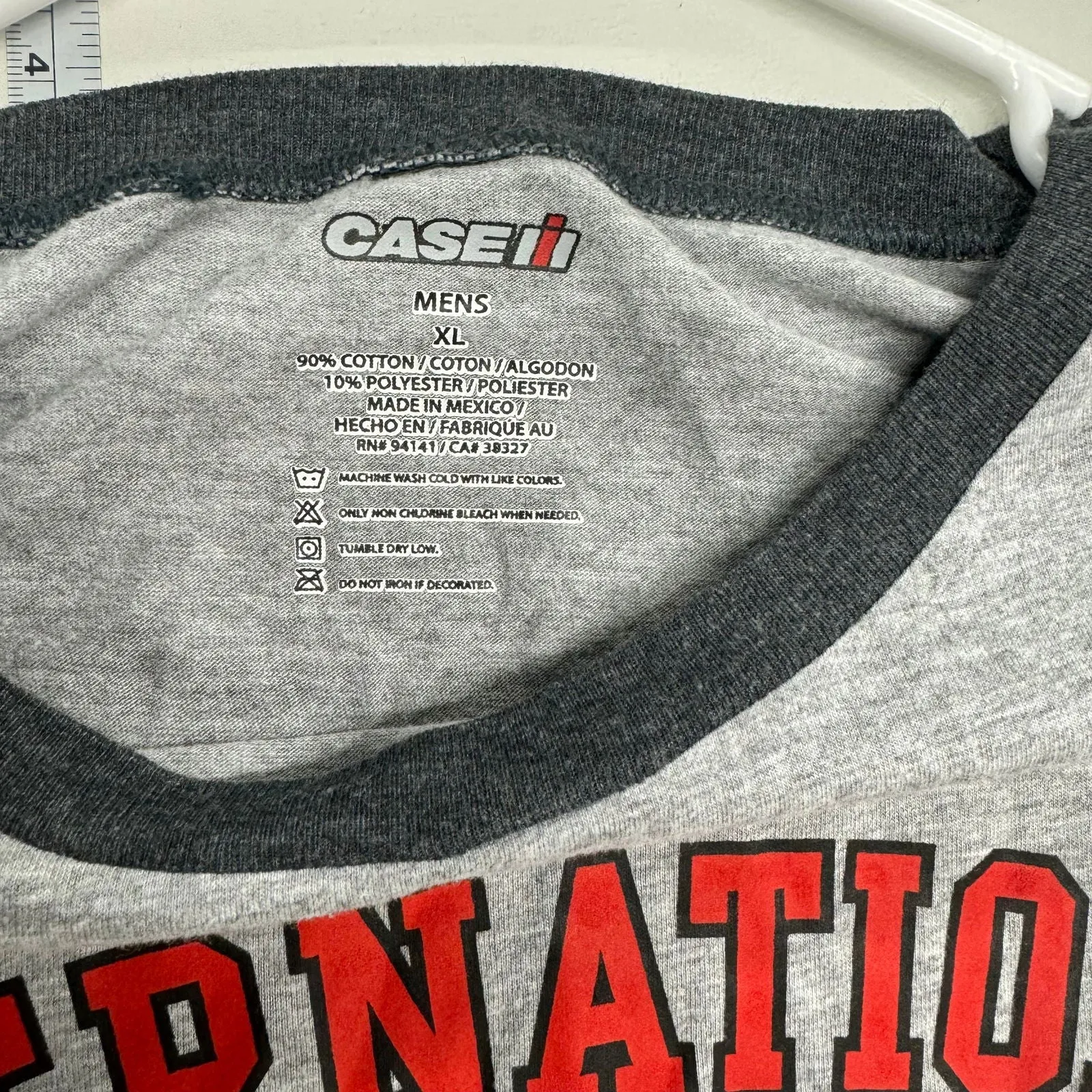 Case International Harvester | Mens Colorblock Raglan Baseball Tee | Color: Gray | Size: XL | Pre-Owned