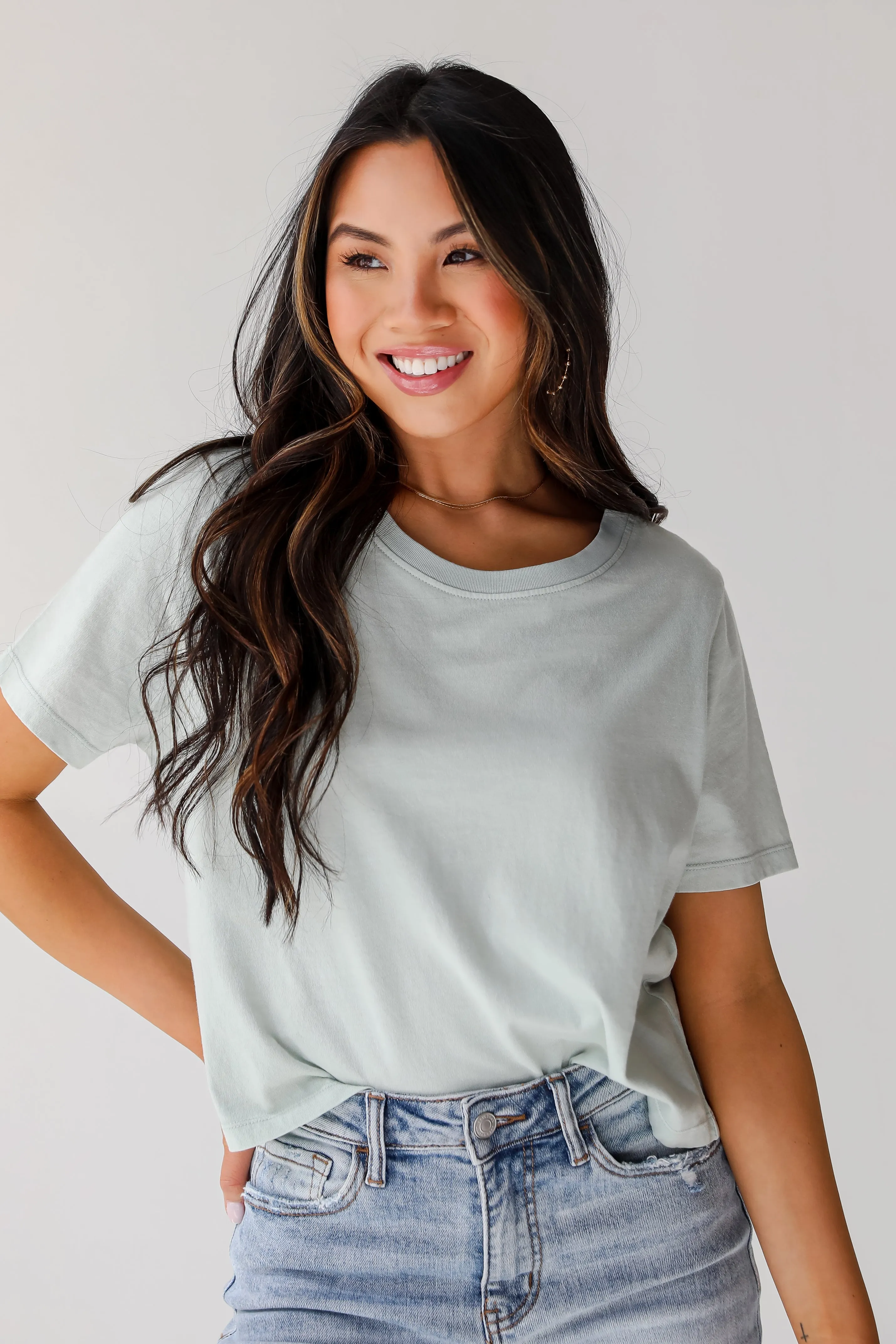 Ellie Everyday Cropped Tee - DU DEAL