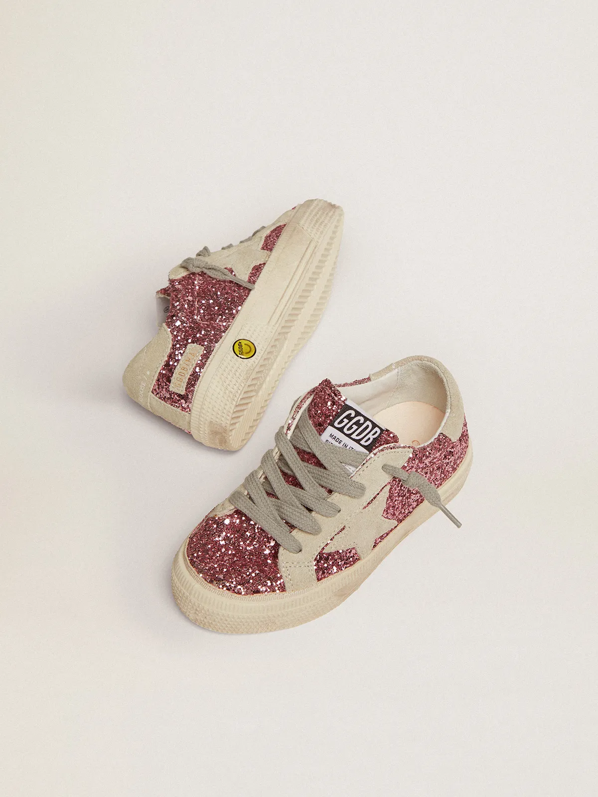 May sneakers in pink glitter with star and heel tab in ice-gray suede