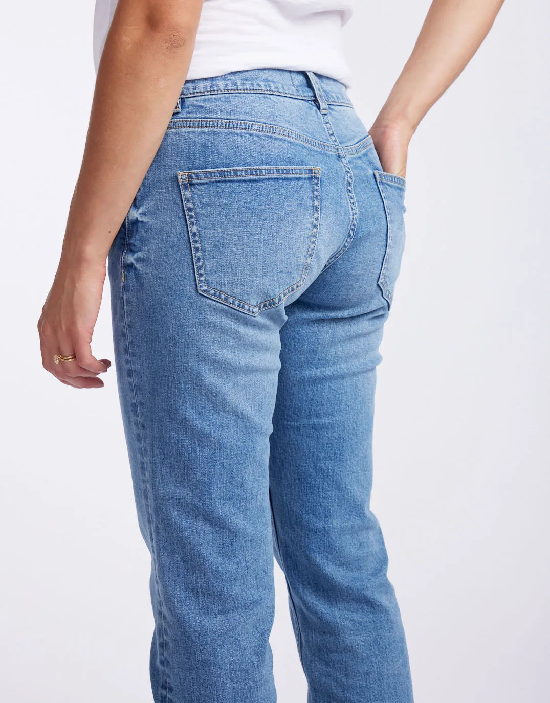 Mila Straight Leg Jean - Mid Wash