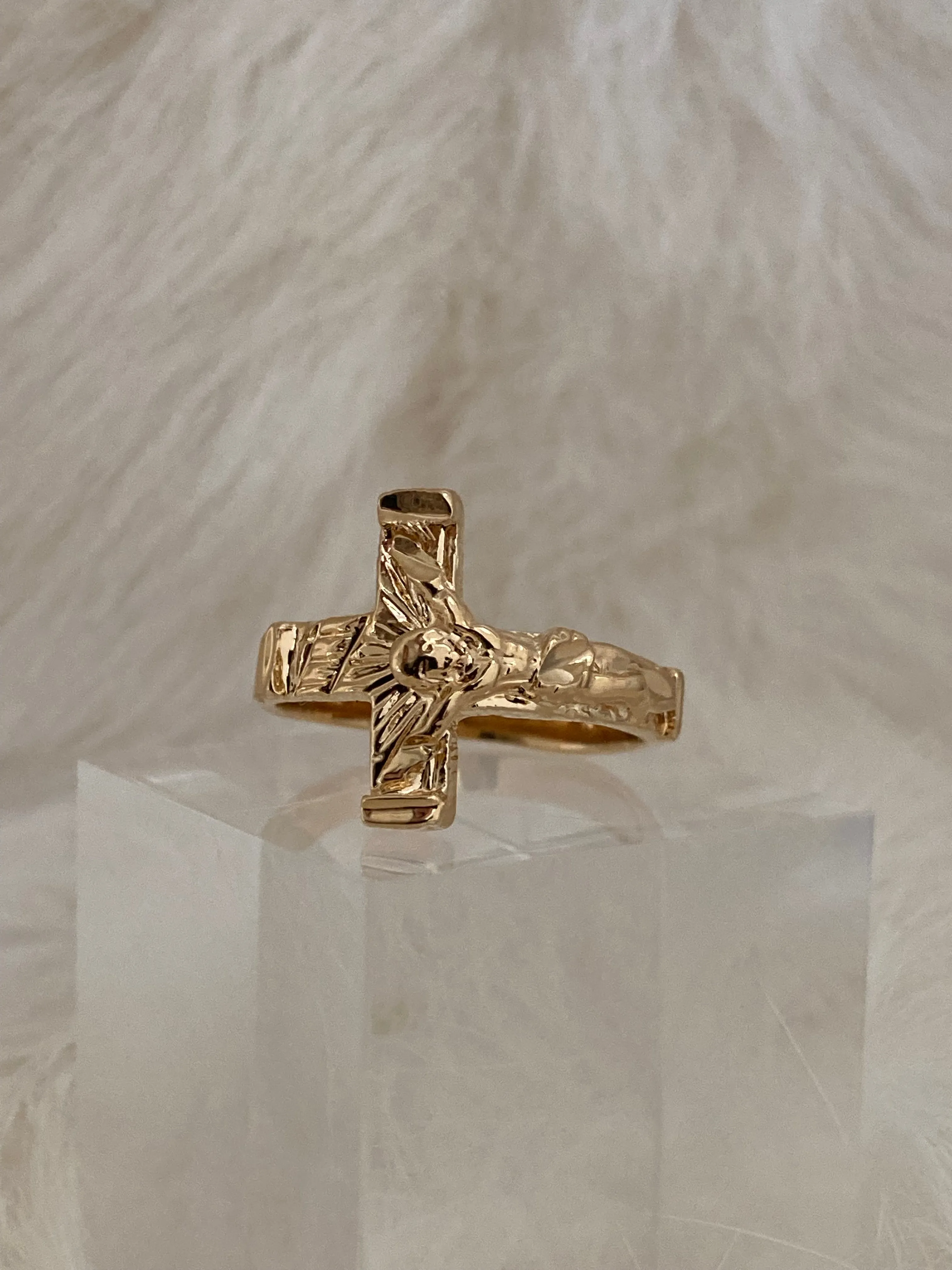 The Cross Ring