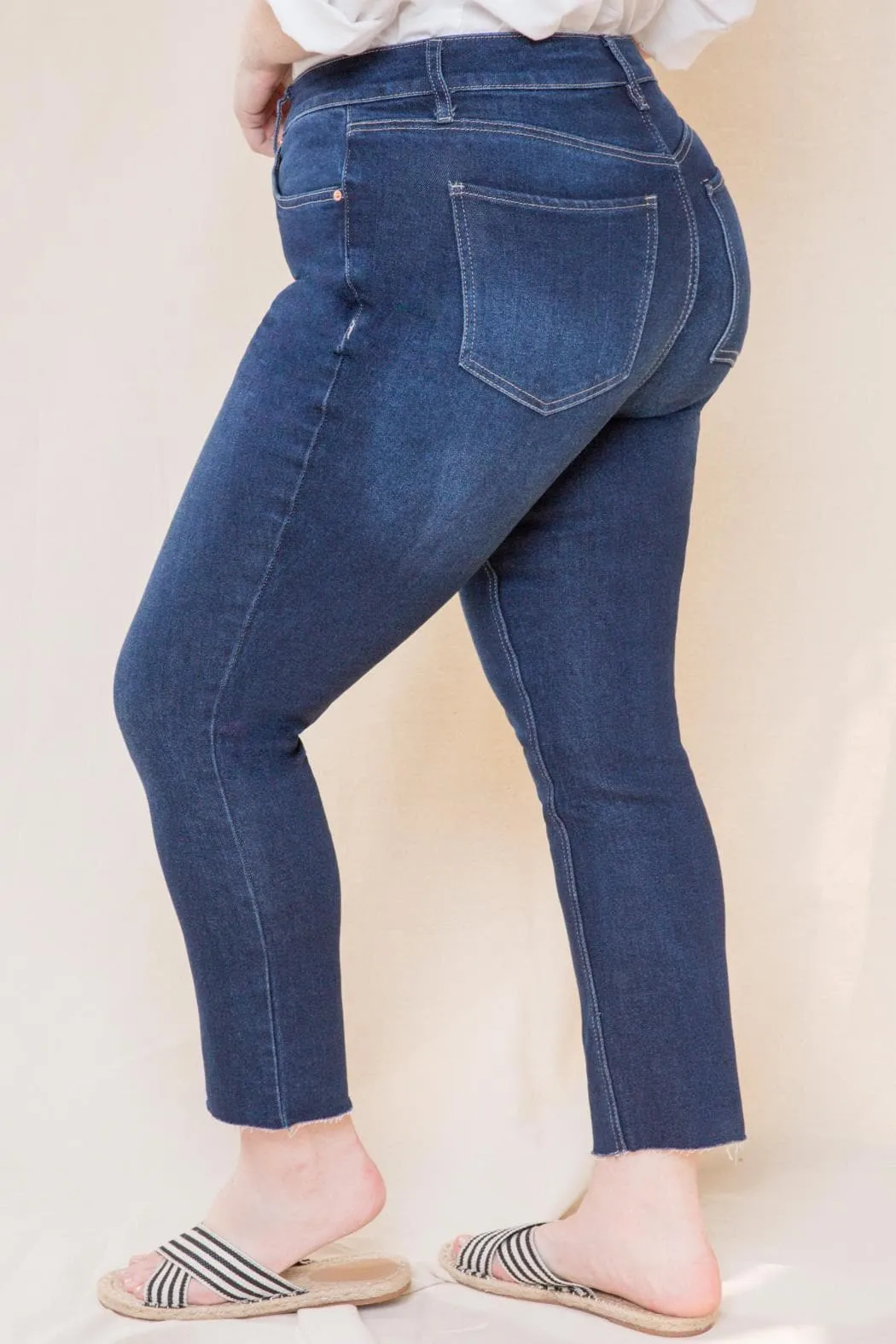 Women's Plus Size Vintage Dream High Rise Straight Leg Jeans