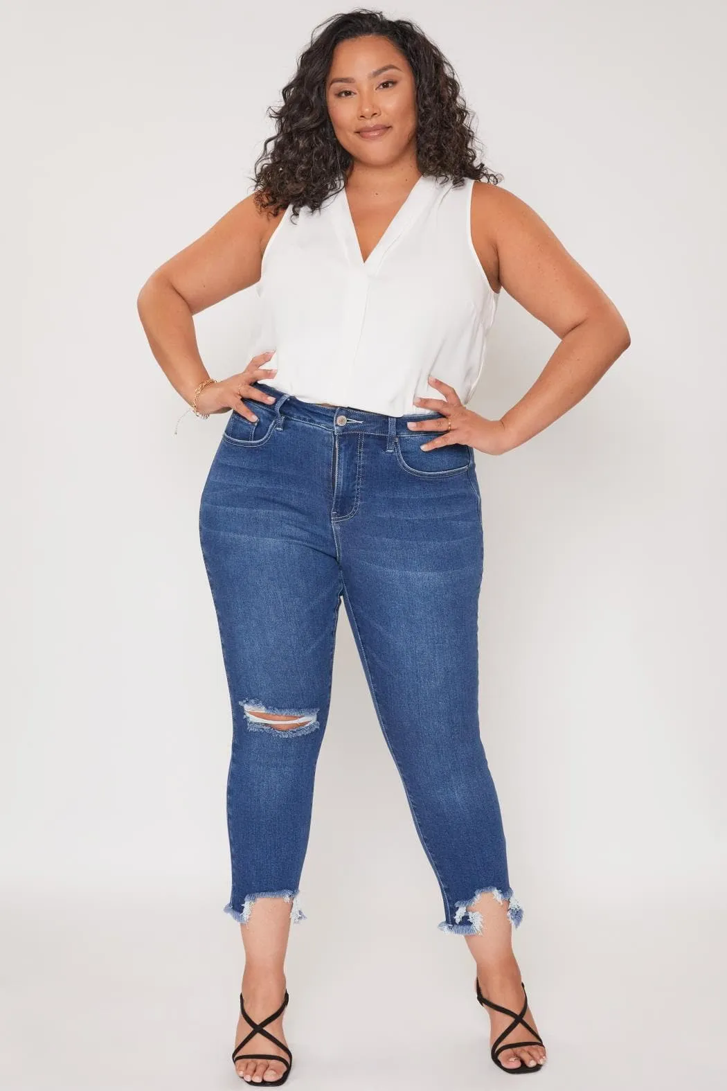 Women's Plus Size Vintage Fray Hem Jean