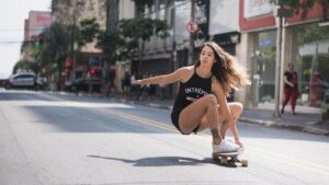 Read more about the article Skating Girl